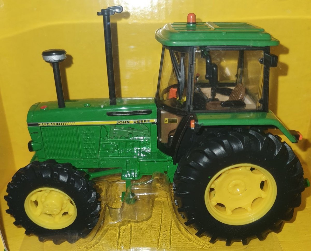 John Deere 3640 traktor 1 32 Britains UDGÅET MODEL Traktorer 1 32