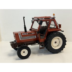 Fiat 70-90 2wd supercomfort cab Limited Edition 500 traktor 1/32 ROS