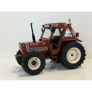 Fiat 70-90 4wd supercomfort cab Limited Edition 500 traktor 1/32 ROS