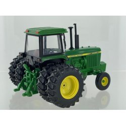 John Deere 4440 traktor med duals Limited Edition 1/32 Britains