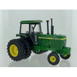 John Deere 4440 traktor med duals Limited Edition 1/32 Britains