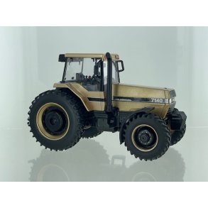 Case IH Magnum 7140 Gold Limited Edition 300 traktor 1/32 Britains