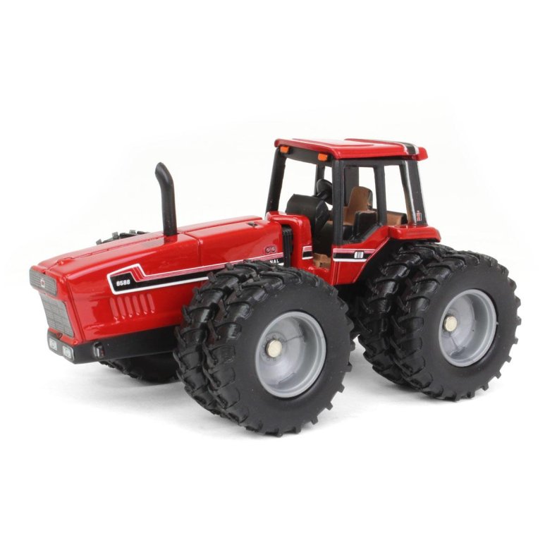 IH 6588 2+2 traktor 1/64 Ertl