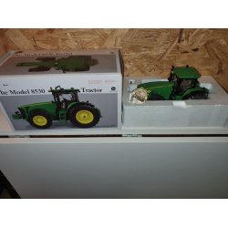 John Deere 8530 precision traktor 1/32 Ertl