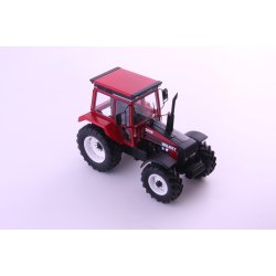( Volvo BM ) Valmet 2005 traktor 1/32 Autocult limited edition 500   