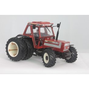 Fiat 100-90 DT m/tvillinghjul traktor 1/32 Replicagri