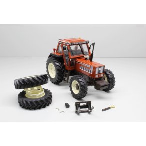 Fiat 140-90 DT med tvillinghjul traktor 1/32 Replicagri