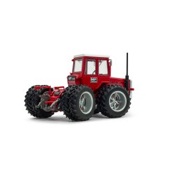 Massey Ferguson 1200 traktor med Molcon tvilling 1/32 UH Universal Hobbies