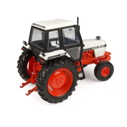 David Brown Case 1690 2wd 1979-1983 2wd traktor 1/32 UH Universal Hobbies